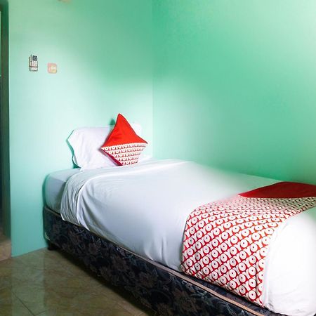 OYO 3095 Semarapura Homestay Macáçar Exterior foto