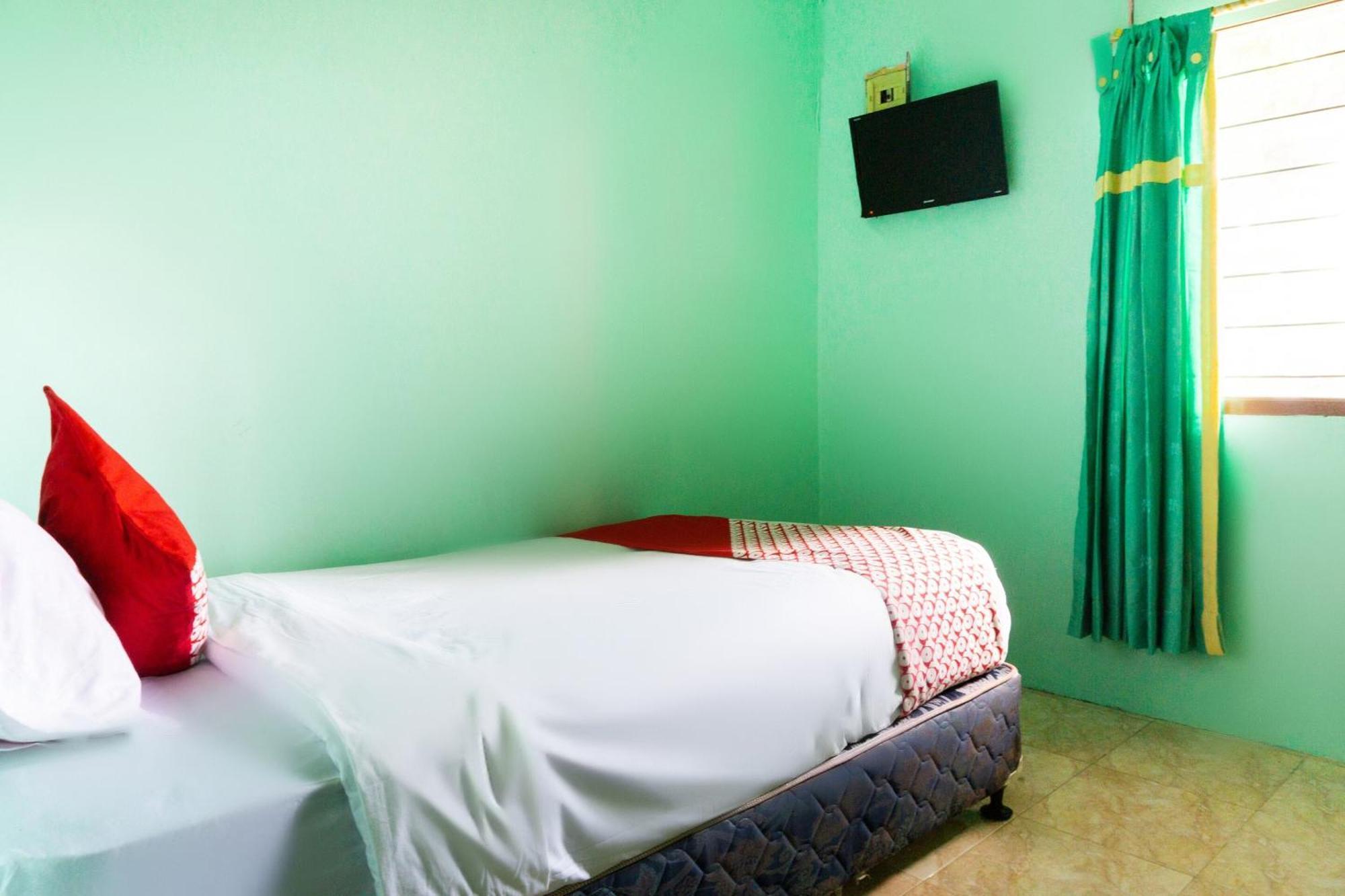 OYO 3095 Semarapura Homestay Macáçar Exterior foto